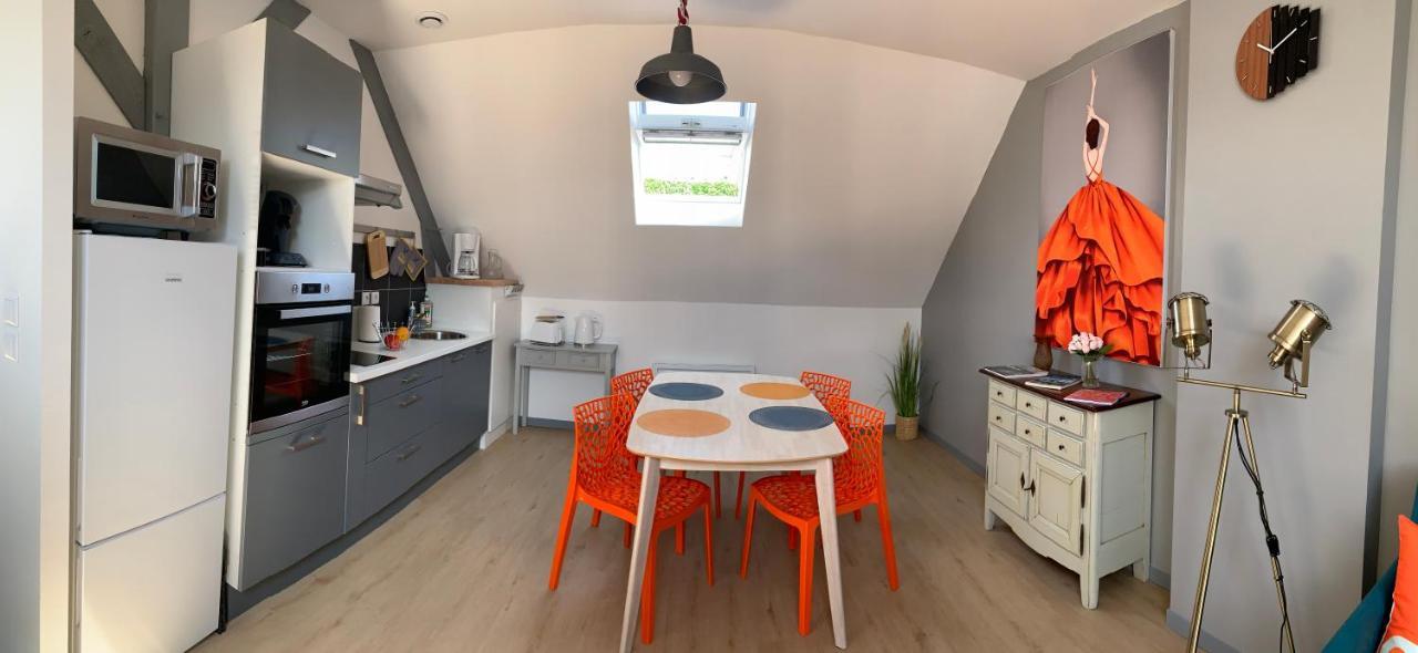 Ferienwohnung Superlogis - Sous Les Toits - T2 - Blois-Hypercentre 1 Chambre 4 Personnes Exterior foto